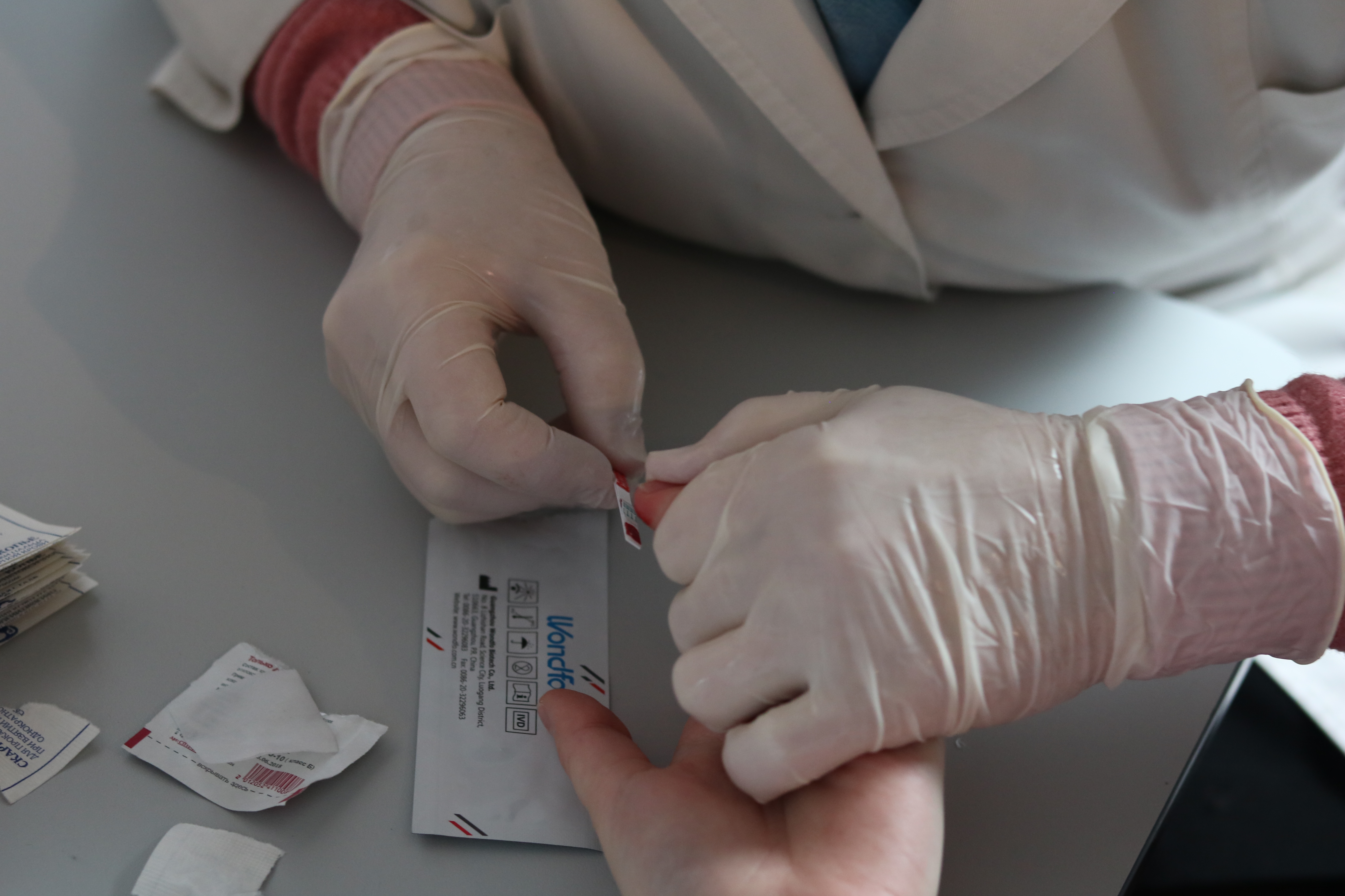 Вирус угрожает всем, но ВИЧ – не приговор!