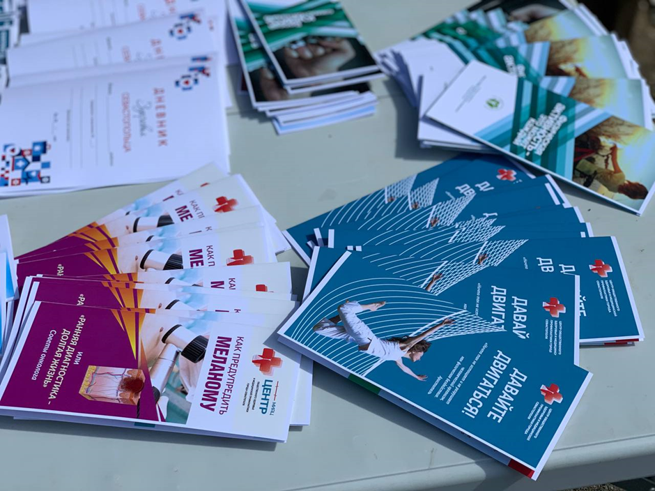 Узкие специалисты провели День здоровья для жителей села Широкое