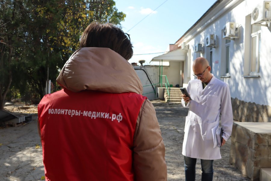 Севастополь первым присоединился ко Всероссийской акции «Маленькие радости для врачей»
