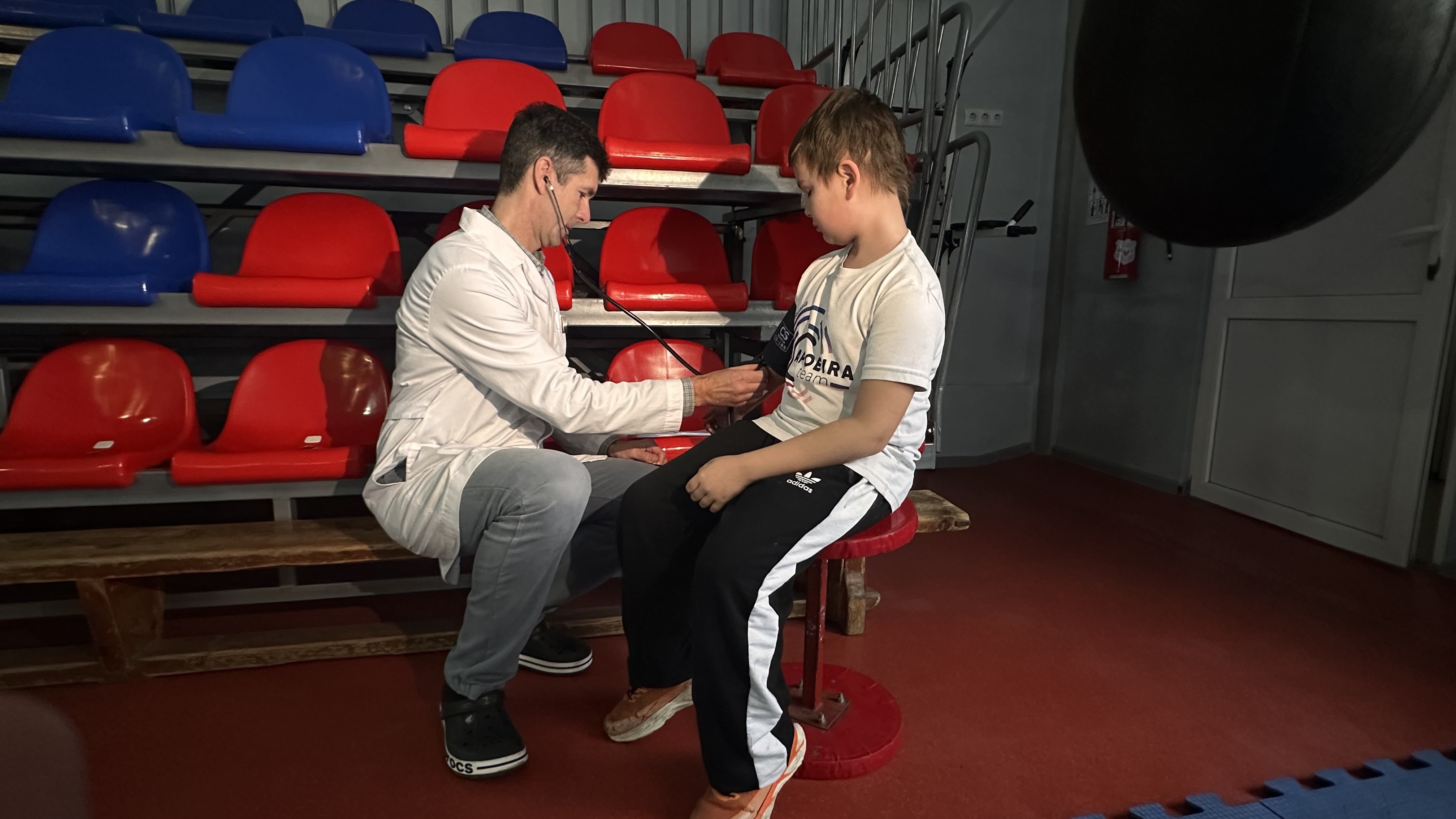 Врач по спортивной медицине Максим Владимирович: «Работаю там, где кипит жизнь»