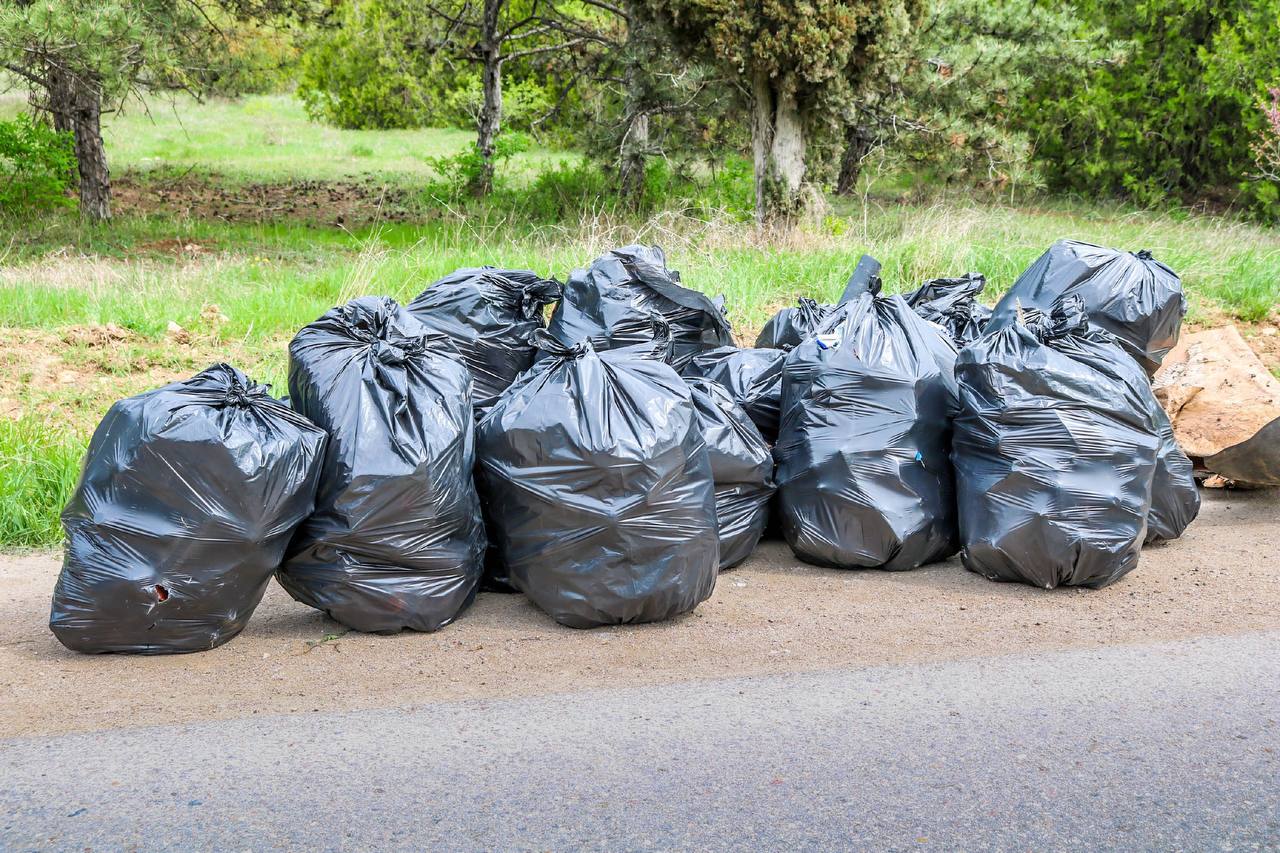 Сотрудники здравоохранения за чистый город!