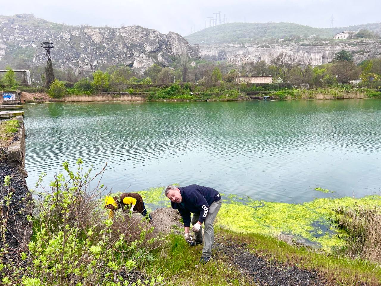 Сотрудники Департамента здравоохранения города Севастополя присоединились ко Всероссийскому субботнику