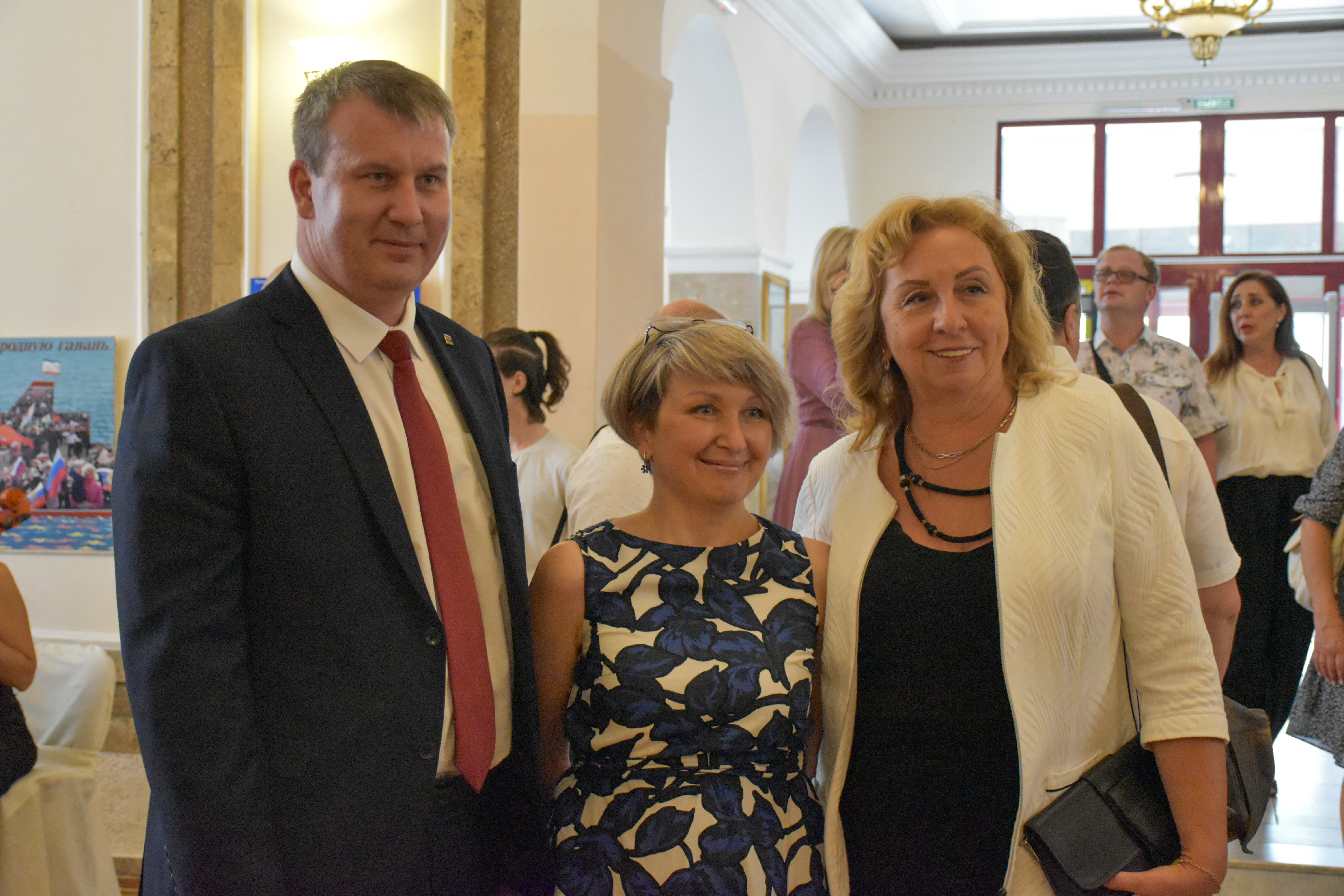 На защите жизни и здоровья: Свой профессиональный праздник отмечают севастопольские медики