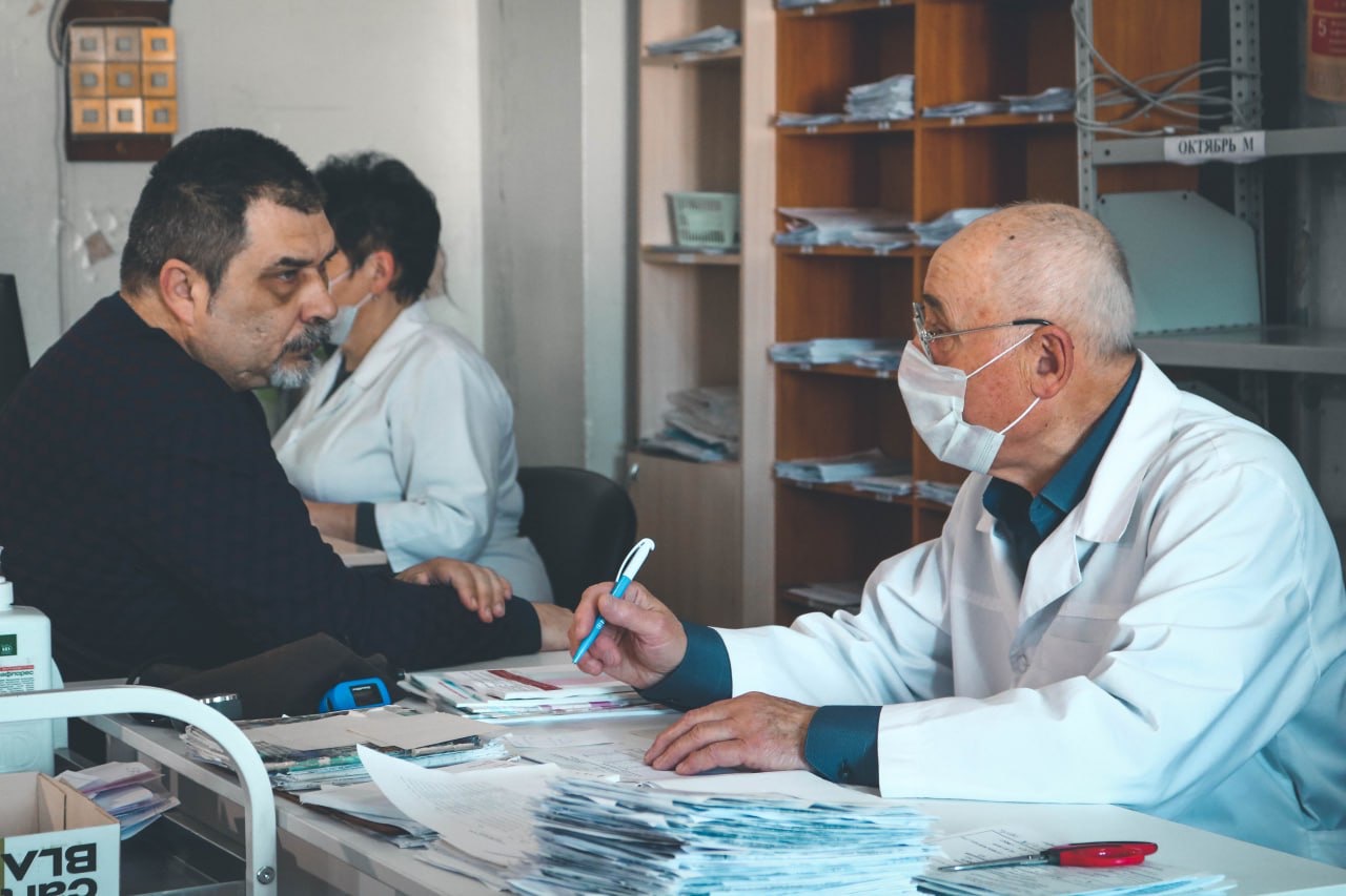 Во Всемирный день здоровья более 300 севастопольцев пришли проверить своё здоровье