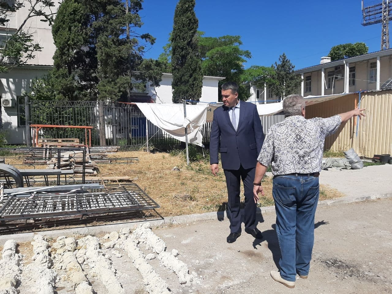 Директор Департамента здравоохранения провёл административный обход в травматологическом пункте и приёмном отделении городской больницы №1