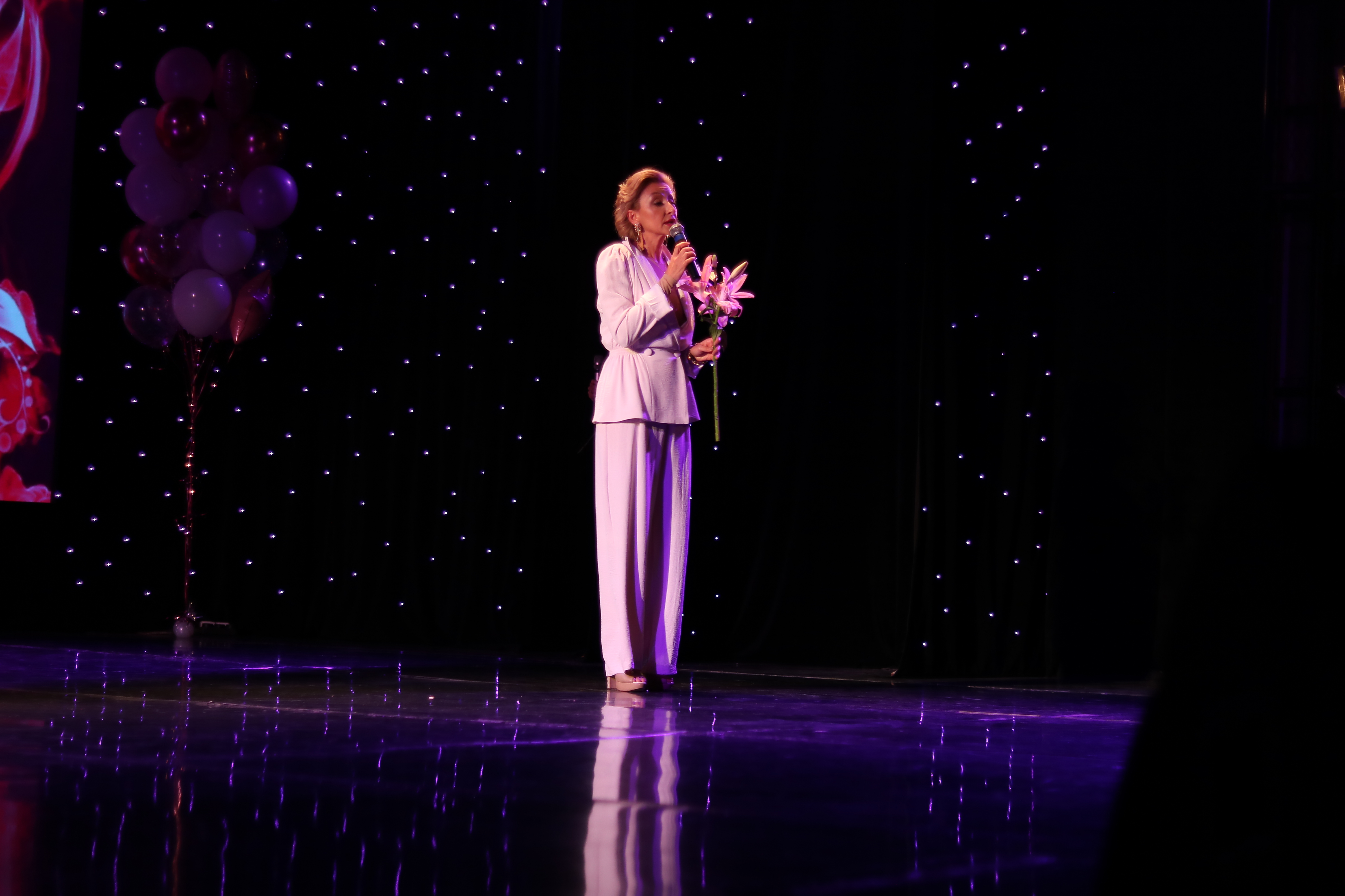 Не приговор: в Севастополе провели творческий конкурс для пациенток с онкологией