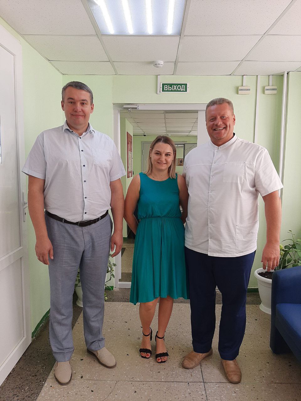 Виталий Денисов провёл административный обход в стоматологической поликлинике № 1