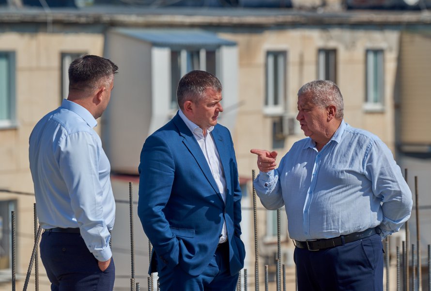 К концу года в Севастополе появится третий корпус Центра крови