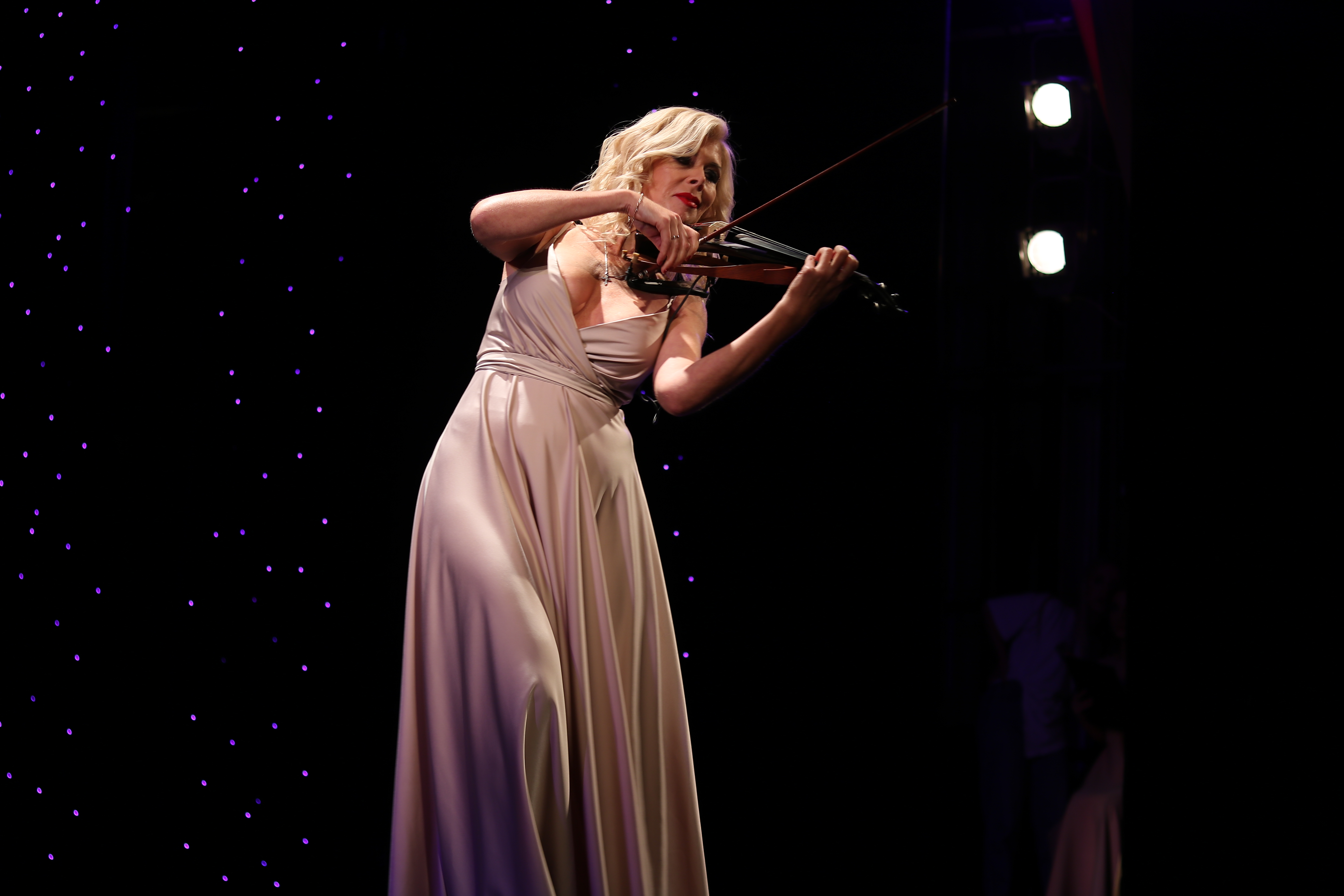 Не приговор: в Севастополе провели творческий конкурс для пациенток с онкологией