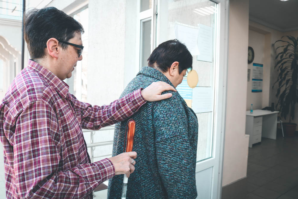 Инклюзивное взаимодействие: для медиков прошел семинар по навыкам работы с пациентами с ограниченным возможностями по зрению