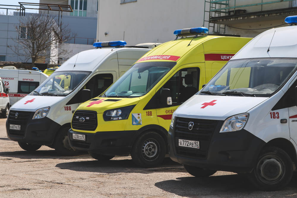 Люди особой закалки: специалисты скорой помощи отмечают профессиональный праздник