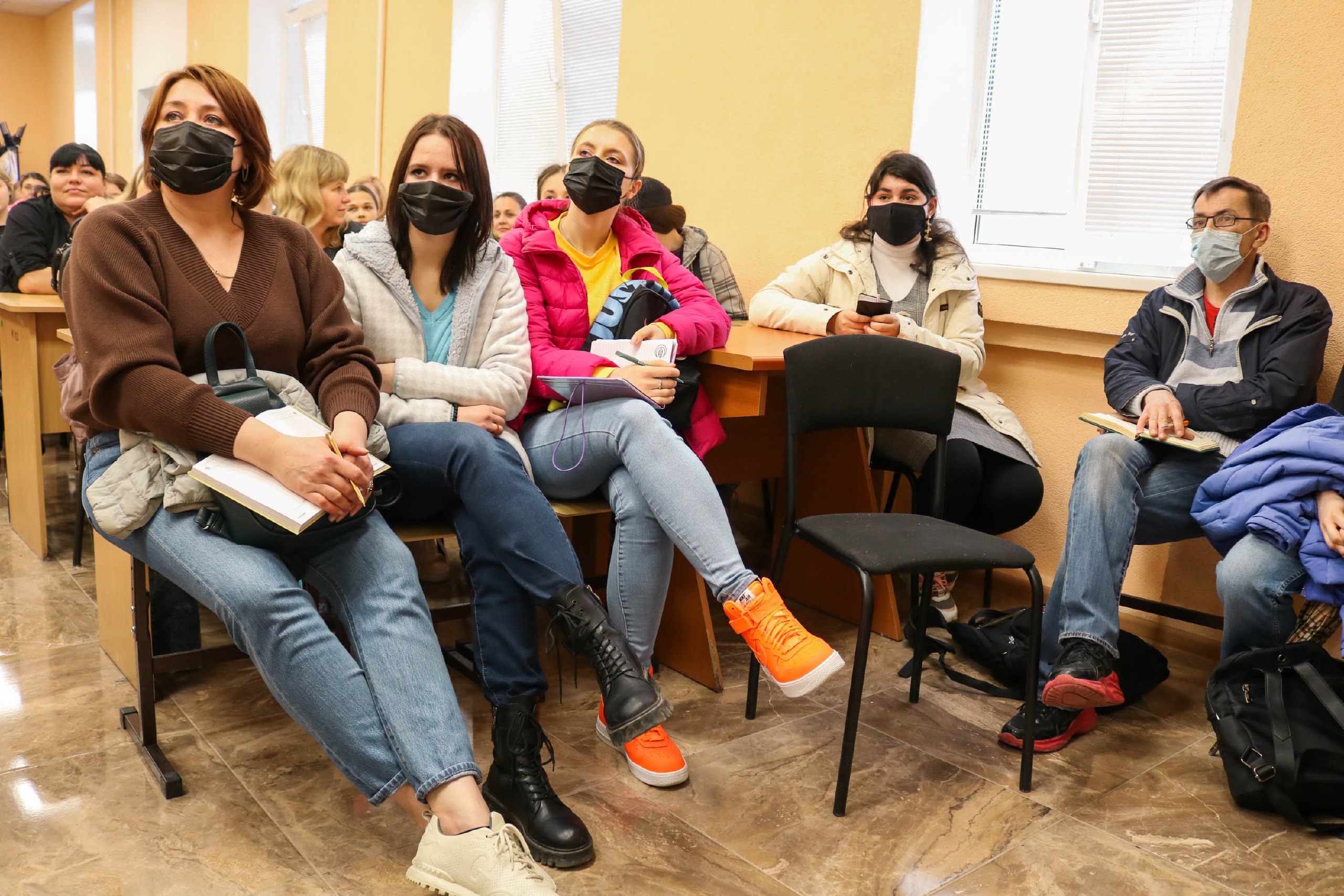 Определись с профессией: в Севастопольском медицинском колледже прошел День открытых дверей