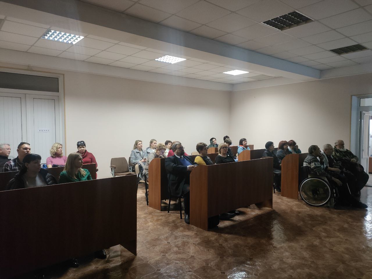 Главные врачи севастопольских городских больниц встретились с населением