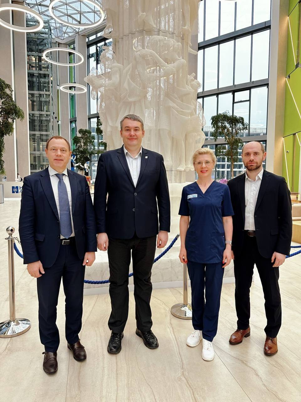 Рабочая встреча в официальном филиале израильского госпиталя Hadassah Medical, Москва. 