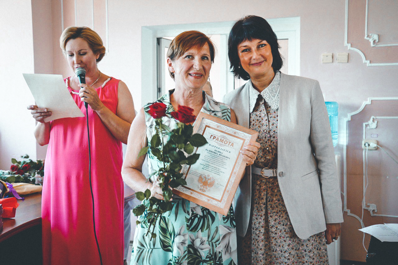 Директор Департамента здравоохранения и его заместители поздравили медицинских работников с профессиональным праздником