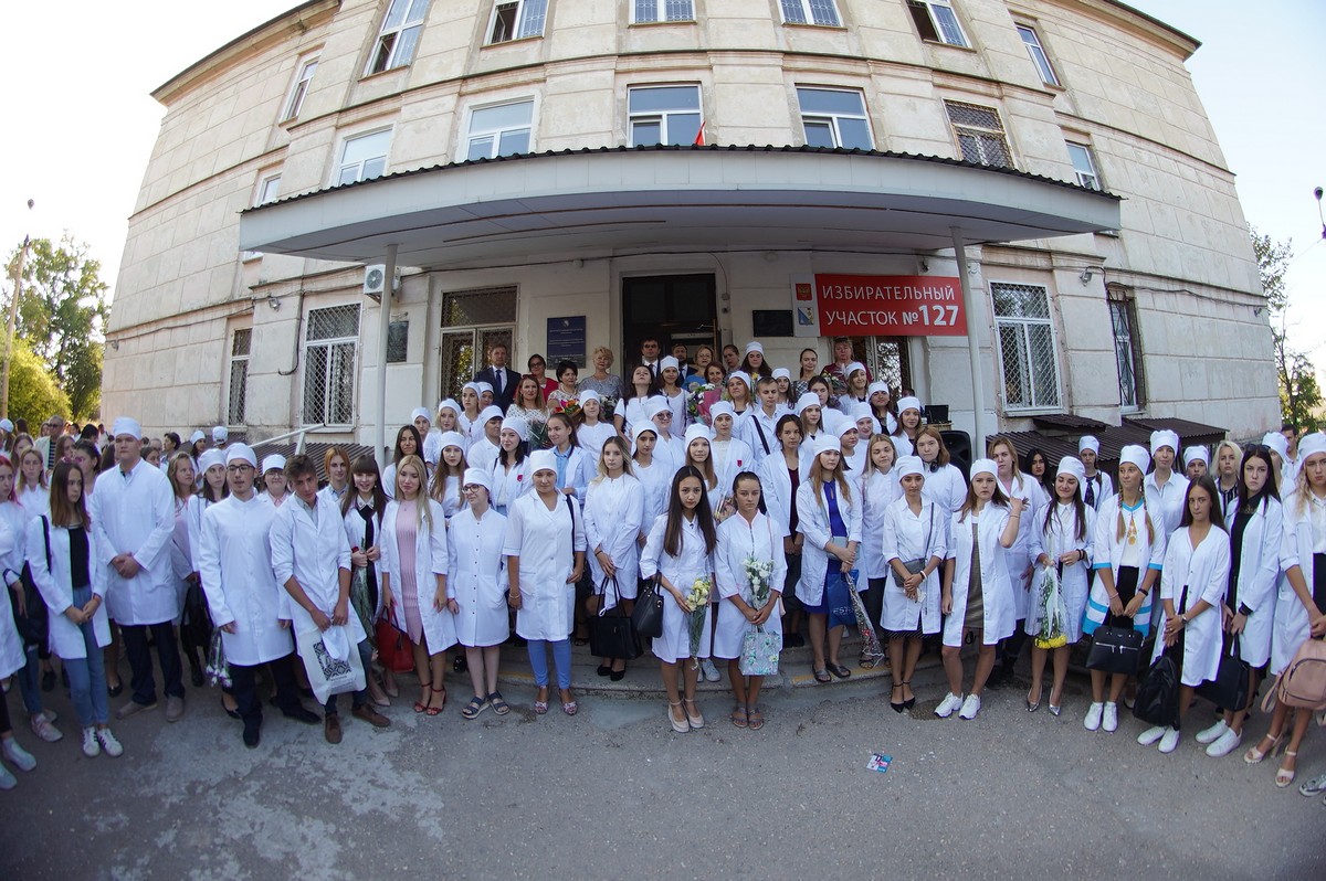 Сергей Шеховцов поздравил студентов севастопольского медицинского колледжа с началом нового учебного года