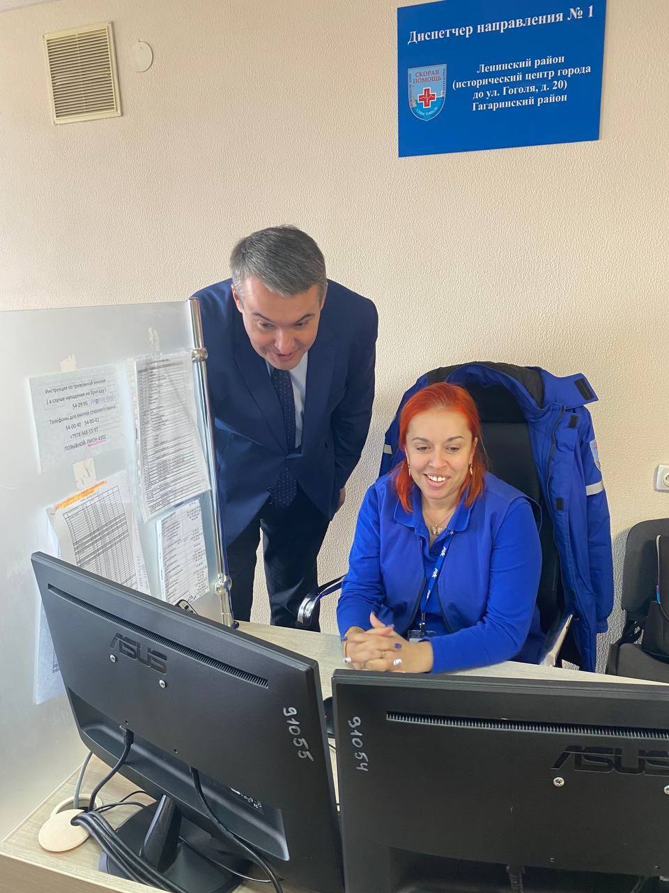 Виталий Денисов провел административный обход на центральной станции скорой помощи. 