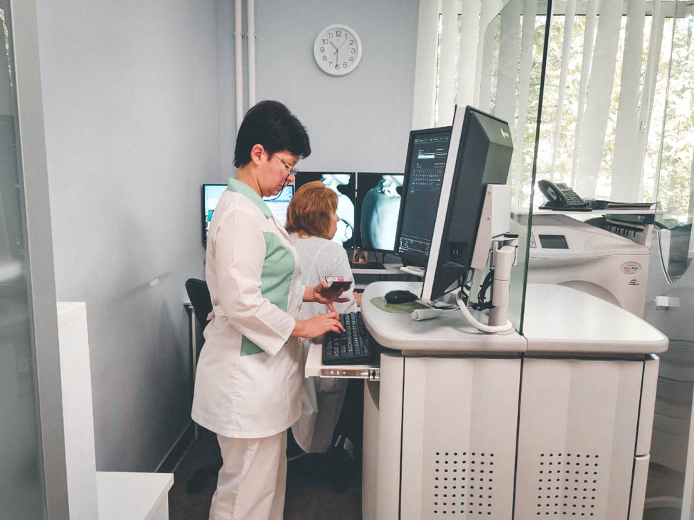 В Севастопольском онкологическом диспансере прошел День открытых дверей для ветеранов и чернобыльцев