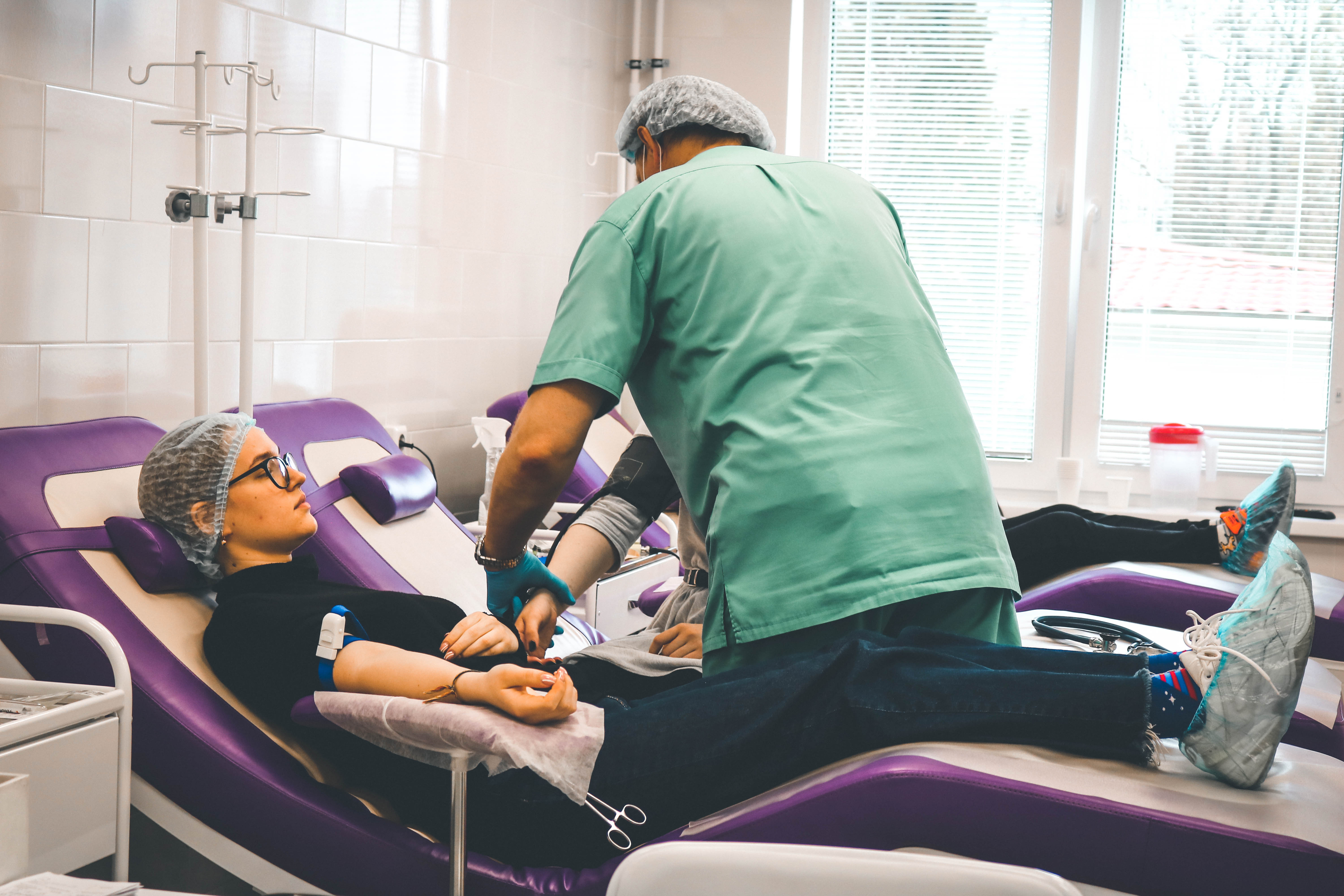 Сдать кровь и спасти чью-то жизнь. В Севастополе отмечают Национальный день донора