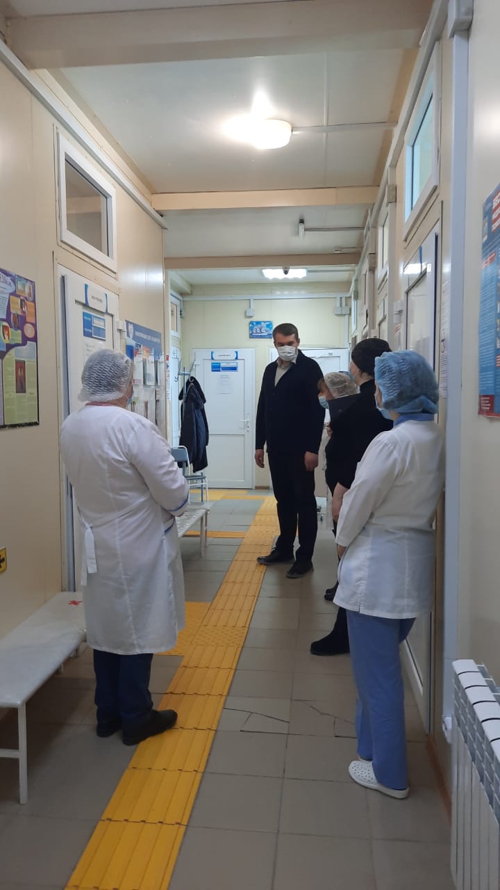 Директор Департамента здравоохранения провёл административный обход в амбулаториях и ФАПах городской больницы №4