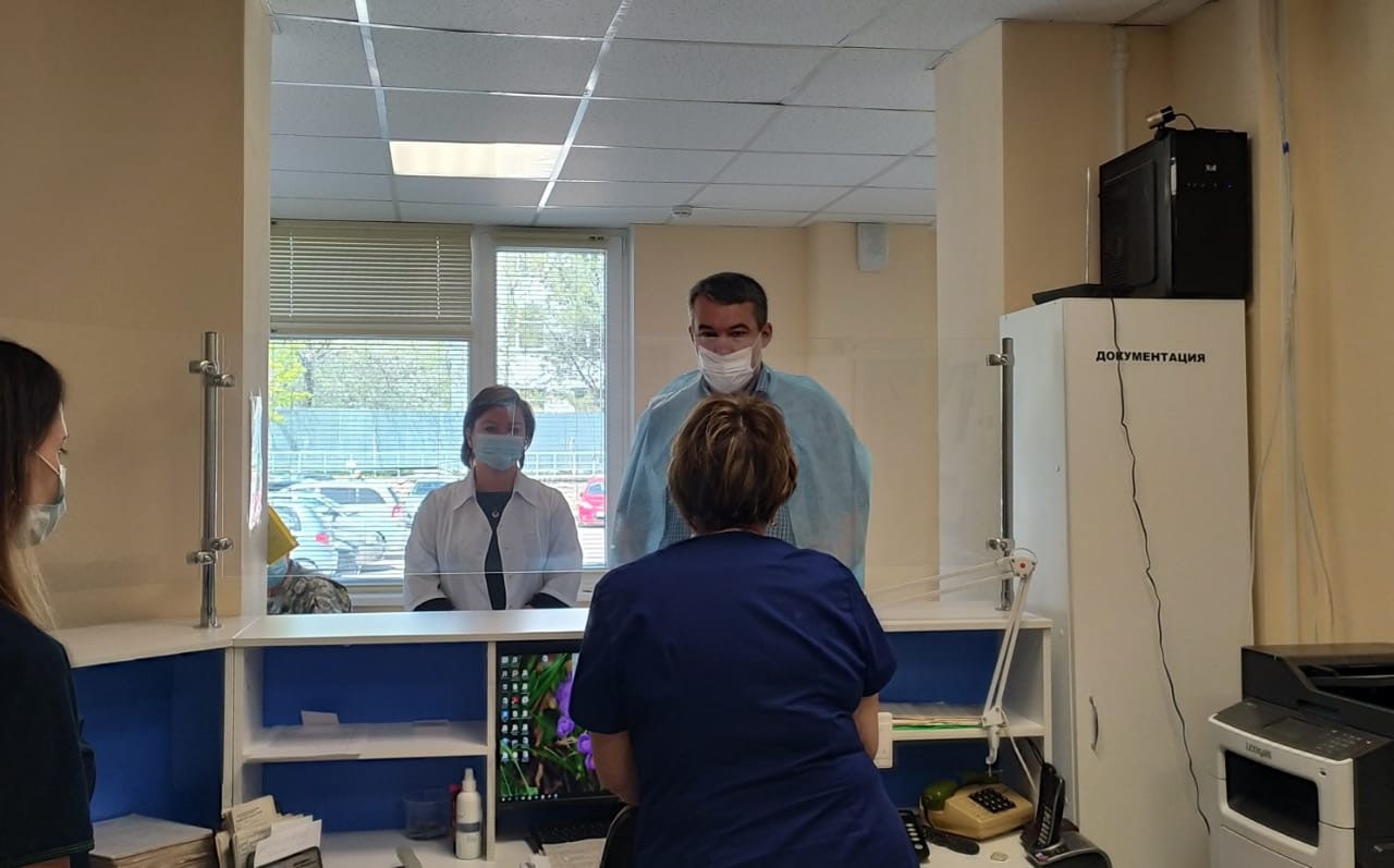 Директор Департамента здравоохранения Виталий Денисов провёл административный обход на детском комплексе