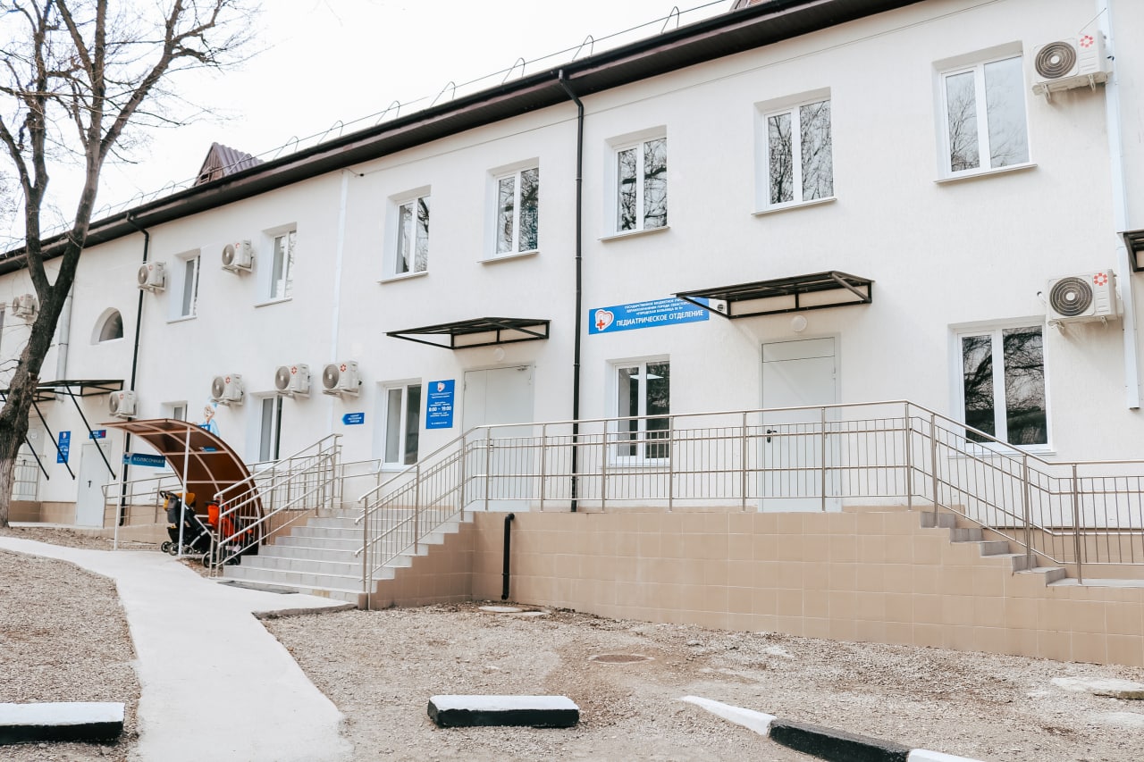 После капитального ремонта в Инкермане открыли детскую поликлинику