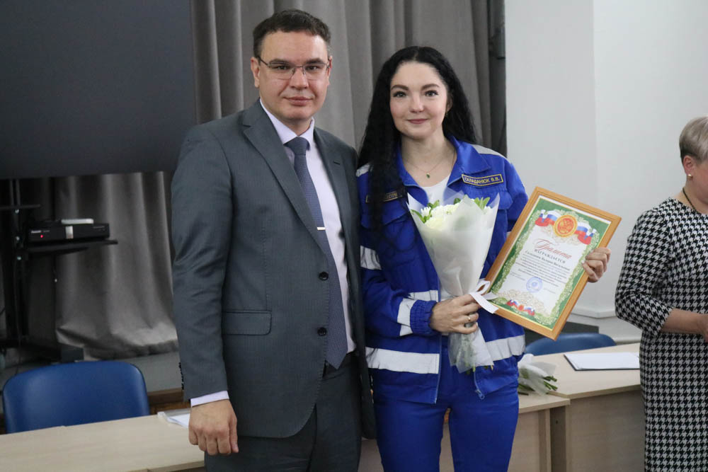 Люди особой закалки: специалисты скорой помощи отмечают профессиональный праздник