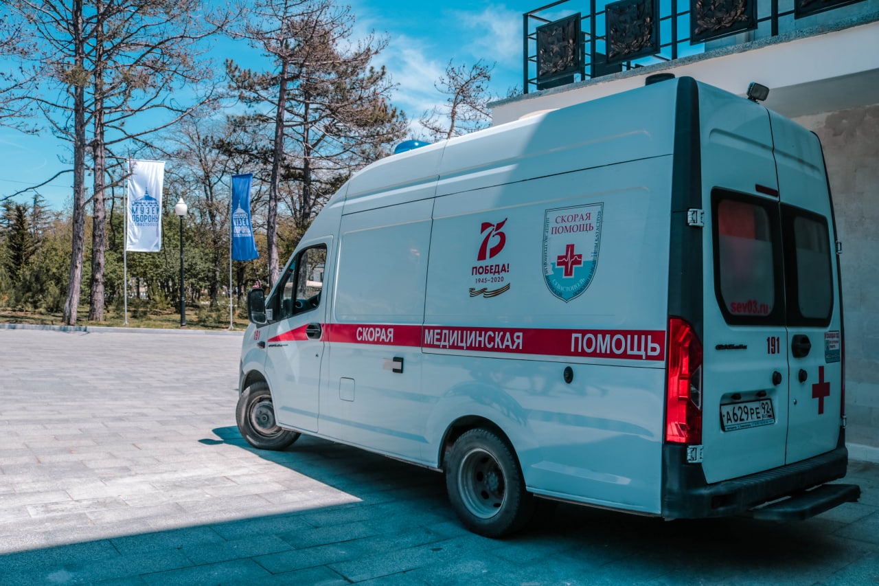 Специалисты скорой медицинской помощи обеспечили безопасность во время проведения ежегодной исторической реконструкции штурма Сапун-горы