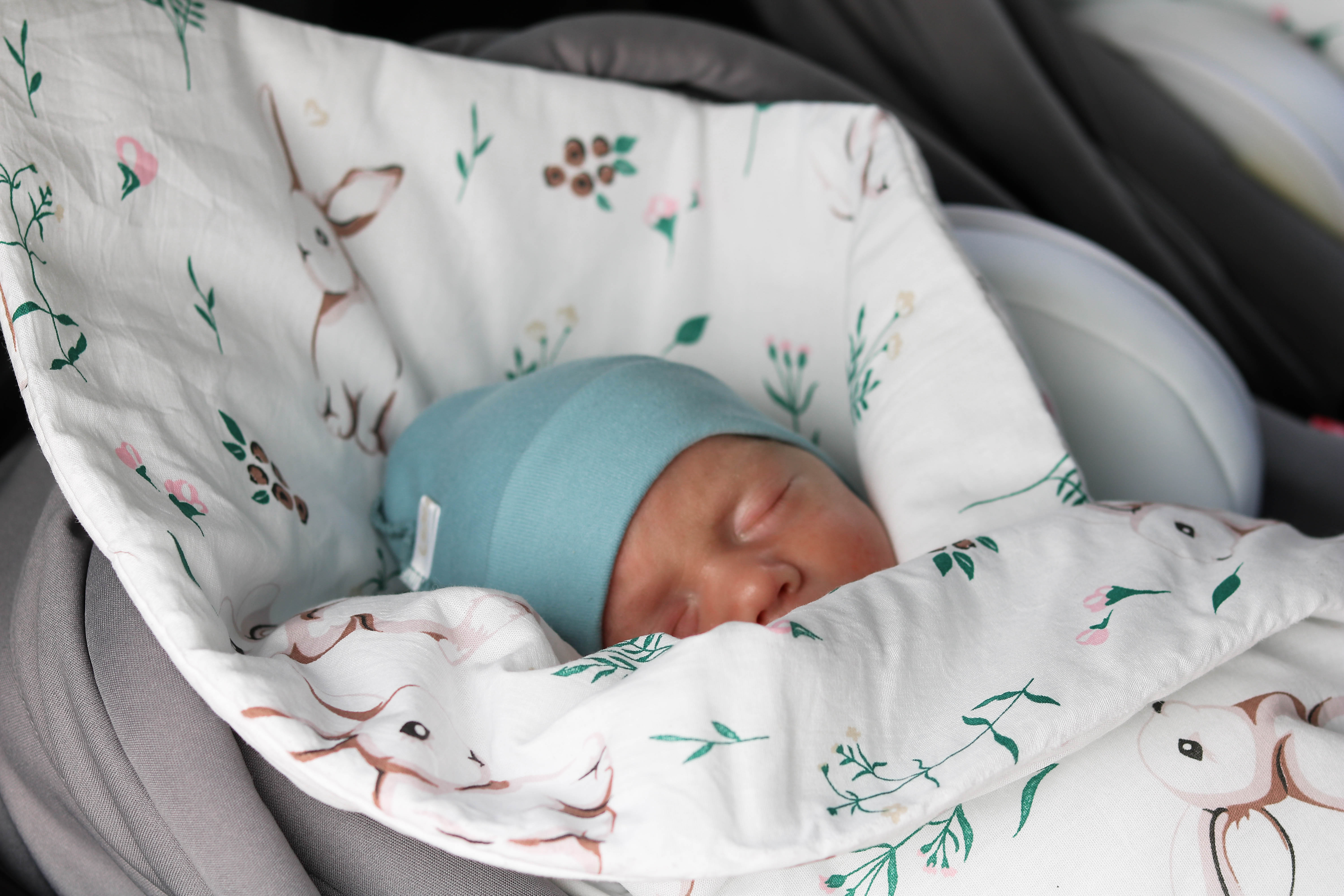 «Колоссальное счастье»: в Севастополе родилась первая в этом году тройня