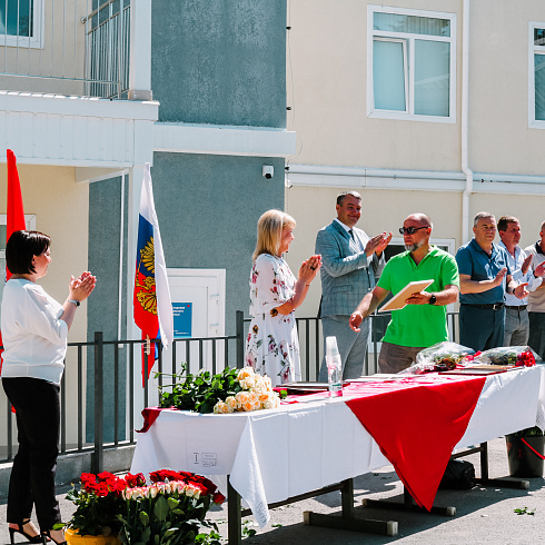 Директор Департамента здравоохранения и его заместители поздравили медицинских работников с профессиональным праздником