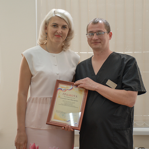 Директор Департамента здравоохранения и его заместители поздравили медицинских работников с профессиональным праздником