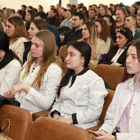 Директор Департамента здравоохранения Севастополя принял участие в Ярмарке вакансий