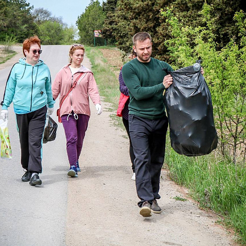 Сотрудники здравоохранения за чистый город!