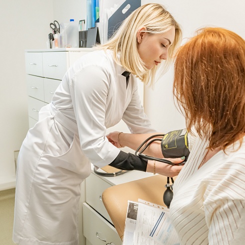 Молодой специалист Александра Жердева пополнила ряды севастопольских терапевтов