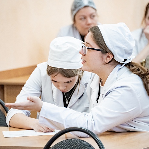 Ярмарка вакансий в медицинском колледже им. Жени Дерюгиной