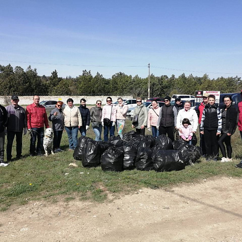Сотрудники Департамента здравоохранения присоединились к общегородскому субботнику