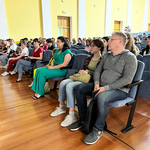 Определись с профессией: в Институте фундаментальной медицины и здоровьесбережения на базе Севастопольского Государственного университета прошел День открытых дверей