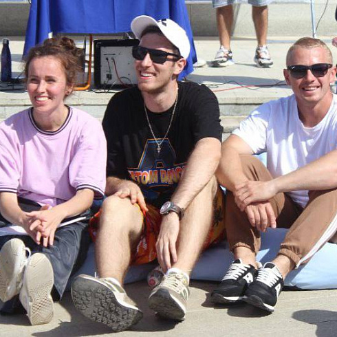 Солнце, музыка, танцы, веселье – проект «Здоровый двор – здоровый город» продолжается