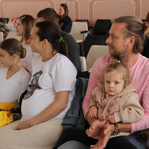 Начало новой жизни: в Севастополе с любовью поддержали будущих мам