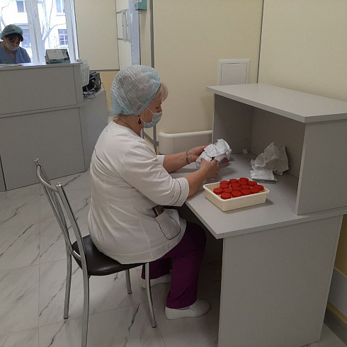 Городская больница имени Даши Севастопольской принимает первых пациентов