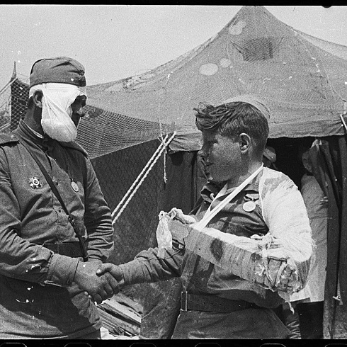Победившим смерть во имя жизни: севастопольские медики в первые дни Великой Отечественной войны