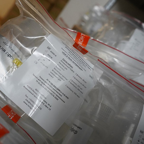 Проект ОНФ «Регион заботы» передал в Севастополь 30 тысяч высокоточных тестов на COVID-19