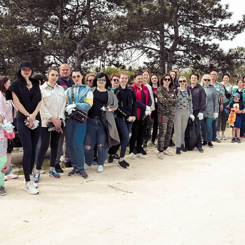 Сотрудники здравоохранения за чистый город!