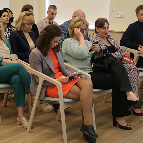 В Севастополе проходит Конференция по вопросам реабилитации и паллиативной помощи онкобольным