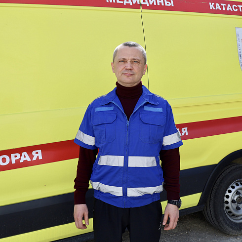 Люди особой закалки: специалисты скорой помощи отмечают профессиональный праздник