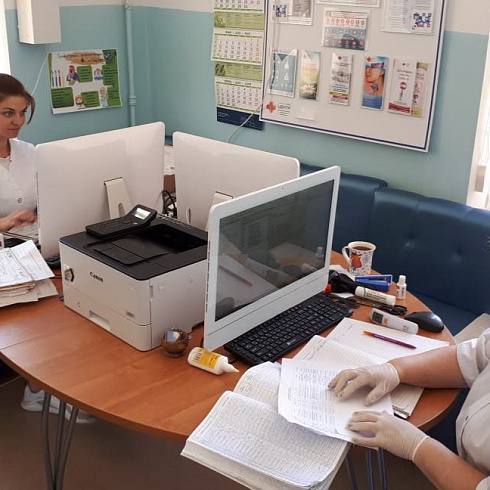 Директор Департамента здравоохранения Виталий Денисов провёл административный обход на детском комплексе