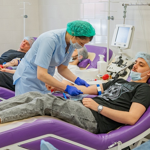 В Севастопольском Центре крови отметили Национальный день донора