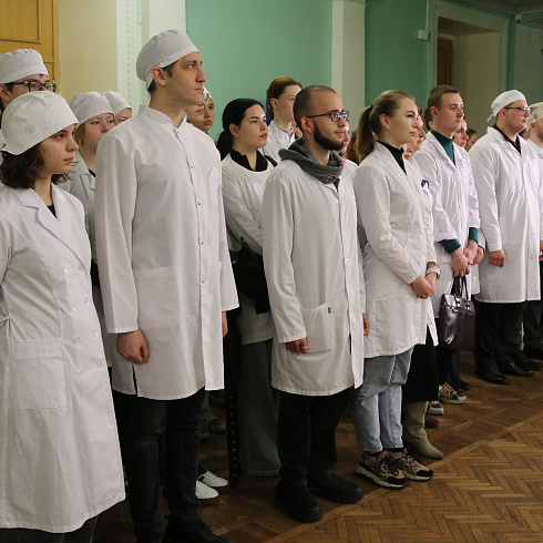 Представители медицинского сообщества Севастополя посетили Институт фундаментальной медицины и здоровьесбережения