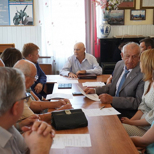 Медики обсудили с ветеранами вопросы здравоохранения