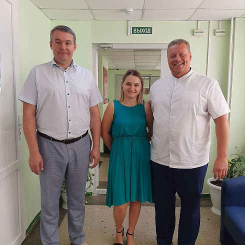 Виталий Денисов провёл административный обход в стоматологической поликлинике № 1